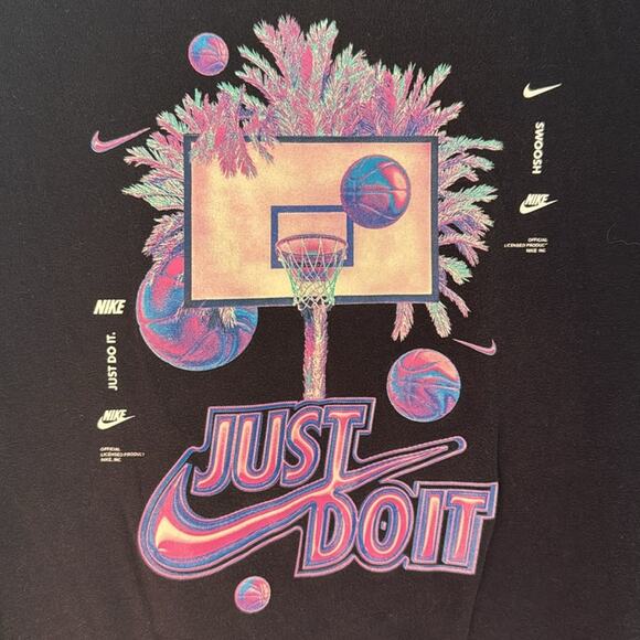Nike Black T-Shirt with Purple 'Just Do It' Graphic Youth XL - Picture 2 of 5